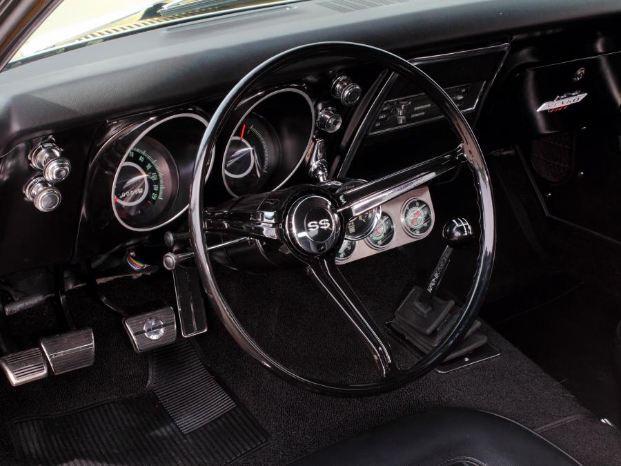  Chevrolet Camaro Yenko SS L72 427/450 HP 1967 года  (фото 12 из 14)